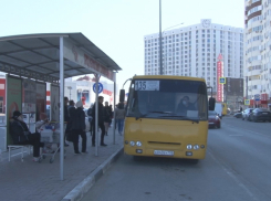 Анапчане рассказали, какие автобусы ездят не по расписанию.