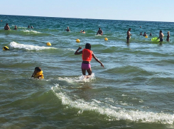 Где на Черном море вода теплее: в Анапе, в Геленджике или в Крыму?