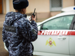 Жительницу Анапы задержали по подозрению в хищении средств с банковской карты 