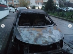 В Анапе задержан подозреваемый в поджоге иномарки. Его нашли по потерянному телефону