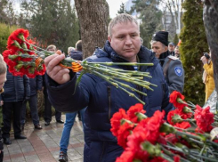 В Анапе почтили память воинов-интернационалистов