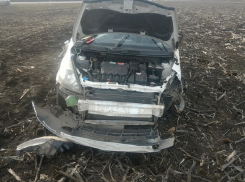 Под Анапой парень, попавший в ДТП, остался жив, а другому пацану не повезло