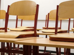 Занятия в школах Крыма приостановлены, а в Анапе дети учатся в обычном режиме