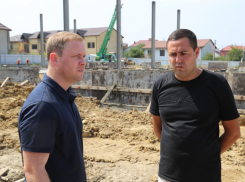 Мэр Анапы побывал на стройплощадках социальных объектов