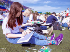 Когда и где в Анапе школьники смогут пообщаться с известными актёрами и музыкантами?