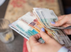 Анапчане по уровню зарплаты отстают почти на 10 тысяч от средней по Кубани