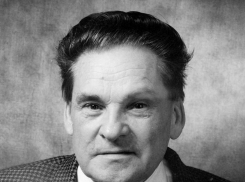 В Анапе установят мемориальные доски в честь Петра Ионова