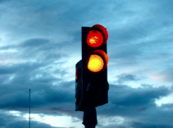 В Анапе вместо одного пропавшего светофора обещают поставить два