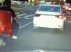 После видео в сети анапского таксиста быстро нашли и наказали