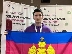 Губернатор поздравил анапского школьника с победой на Всероссийской олимпиаде