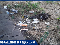 В районе автовокзала Анапы свалка мусора: царит антисанитария