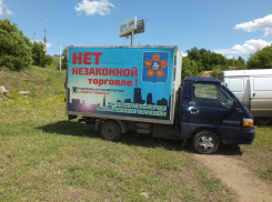 Все нелегальные торговые точки уберут с анапских дорог, а законные отремонтируют 