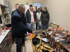 В Анапе из-за женщины трое зверски убили знакомого: били, душили и резали ножом