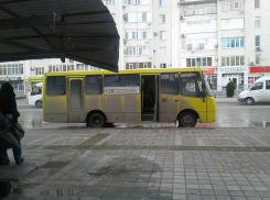В Анапе проходит рейд по проверке пассажирских автобусов и маршруток 