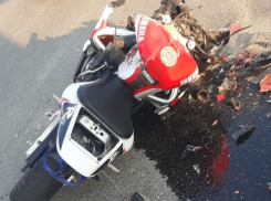 В Анапе на Супсехском шоссе погиб байкер, а в Анапской снова горели плавни