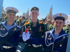 Анапчане прошагали по Красной площади во время Парада Победы