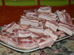 Анапчанка спрашивает, как выбрать вкусное и качественное сало: советы покупателям