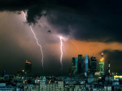 Сегодня и завтра в Анапе ожидаются ливни, сильный ветер и смерчи