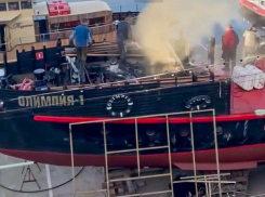 В Анапе произошел пожар на теплоходе 