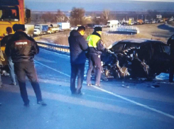 Легковушку от столкновения просто разнесло, погибли двое: анапчане, будьте осторожны за рулем!