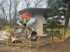 Горки и детские площадки: к Новому году анапчанам сделали подарок