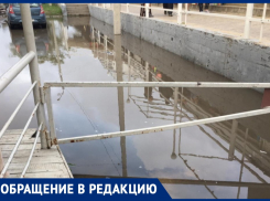 Марина Иванова жалуется, что проезд Гостевой в Анапе после дождя утопает в воде