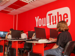 Без зубрежки и нудных уроков: как на IT-курсах* школьников Анапы готовят для работы в крупных IT-компаниях*