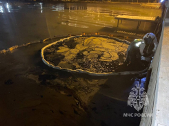 Недалеко от Анапы в море вылилось около 3 тонн мазута