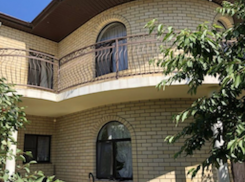 Бывший муж отобрал дом в Анапе у победительницы «Mrs World Russia — 2019»