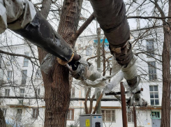 После публикации в «Блокноте» на улице Ленина в Анапе начали устранять аварию на теплосетях