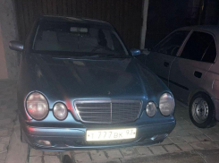 Водитель Mercedes выехал на красный свет и был задержан полицией Анапы