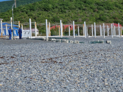Битва за пляж в анапском селе Сукко возобновляется – «Смена» опять устанавливает забор