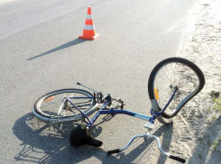 Под Анапой автомобиль сбил велосипедиста: жена пострадавшего ищет свидетелей ДТП