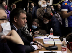 В Витязево под Анапой жаркая встреча по генплану прошла, а вопросы остались