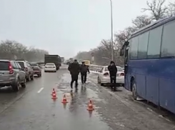 На трассе Анапа-Краснодар в ДТП попали сразу 17 автомобилей