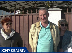 Разбитая дорога на улице Станичной превратила жизнь анапчан в сплошное мучение 