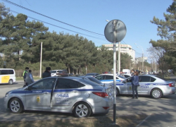 Сотрудники ГИБДД за 1 час составили 40 протоколов на Пионерском проспекте в Анапе 