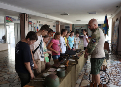 Анапским школьникам показали оружие Великой Отечественной войны