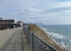 Во Всемирный день поцелуя в Анапе загорать надо осторожно