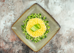 К Новогоднему столу анапчан: стоимость салата «мимоза» выросла на 7%