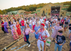 В этом году Анапа присоединится к массовому фестивалю «Черноморская винная неделя»