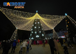 Анапскую новогоднюю ёлку признали лучшей в Краснодарском крае