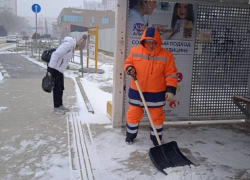 Последствия снега и ураганного ветра устраняют в Анапе