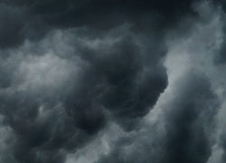 Смерчи, град и шквалистый ветер ожидаются в Анапе – экстренное предупреждение