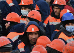 «Черные» строители: силовики Анапы выявили 33 мигрантов