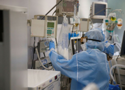 Число заболевших COVID-19 за сутки перевалило за 300. Сводка на 5 ноября