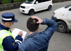 В Анапе за нарушение, которого не было, получил штраф водитель с 25-летним стажем вождения