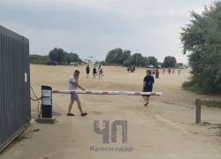 Бесчеловечность и безнаказанность: на центральном пляже Благовещенской не дали забрать пожилого мужчину 