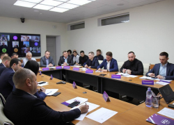 Забитая ливневка и неубранный песок – чем заняты коммунальщики Анапы