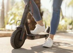 Правительство РФ утвердило правила ПДД для электросамокатов